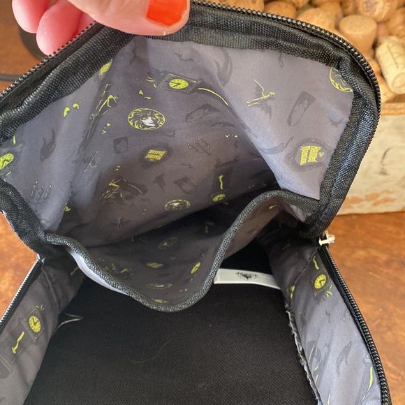 Disney haunted mansion Crossbody sling/ shoulder bag - Picture 7 of 7